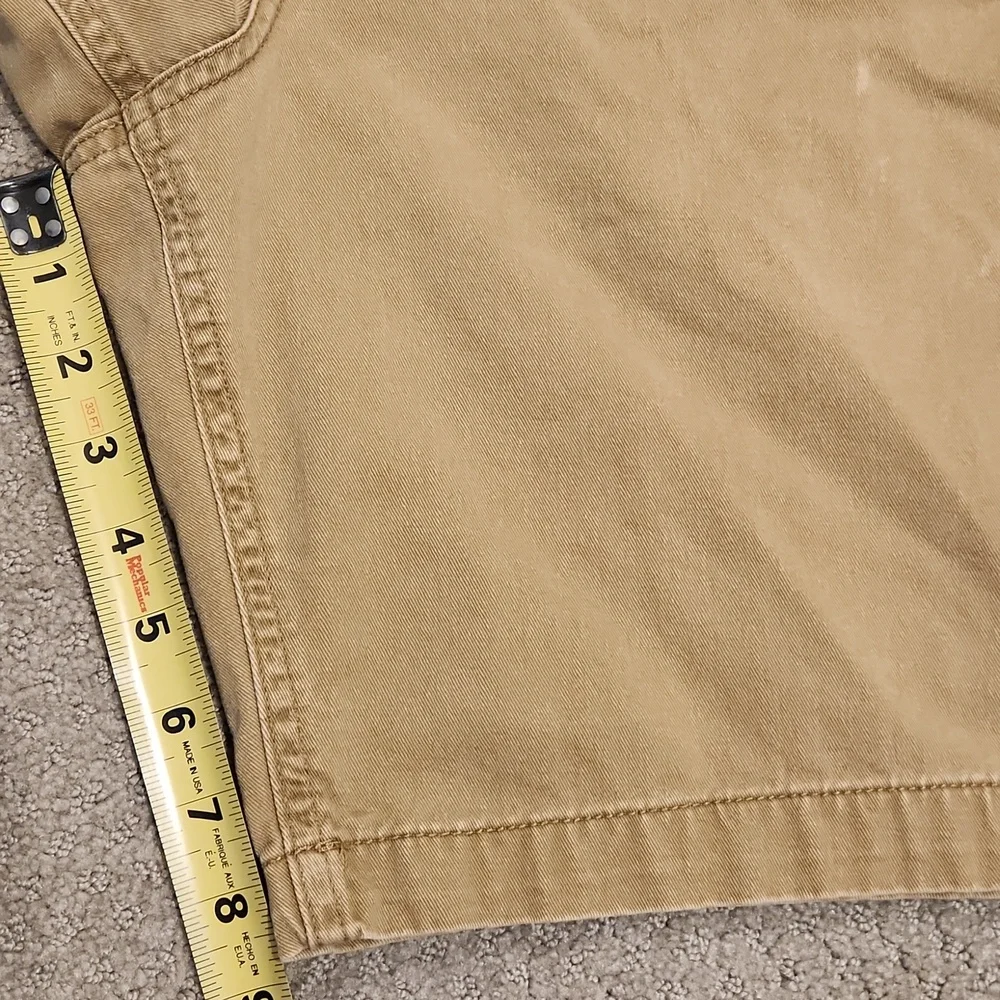 Men's Tan Flat Front Shorts. 36